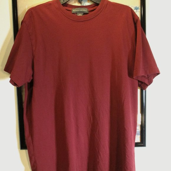 Banana Republic crew neck t-shirt short sleeve maroon large